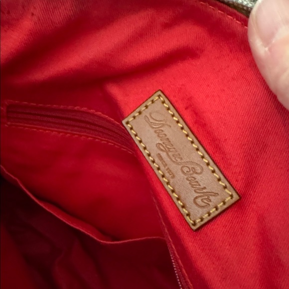 Dooney & Bourke Cream and Tan Shoulder Bag - Picture 8 of 8